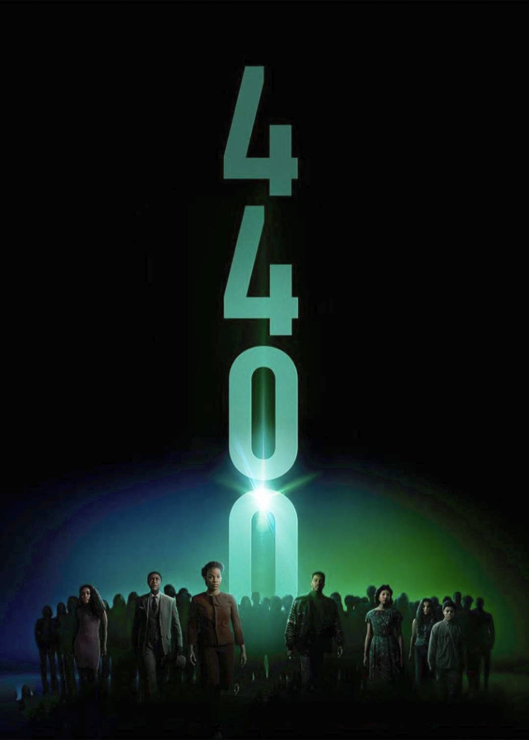 4400